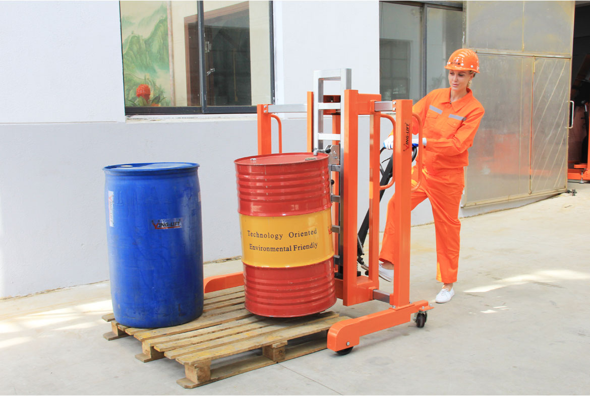 側(cè)移油桶車